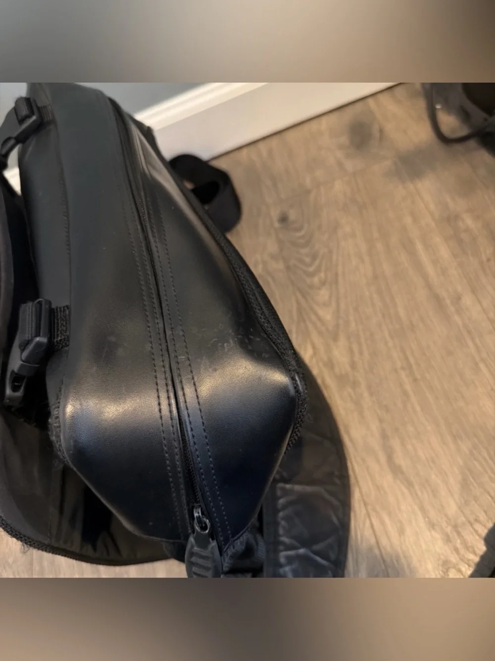 Tumi T2 Tech Bag Black Ballistic‎ Expandable Messenger Laptop Bag Satchel Travel